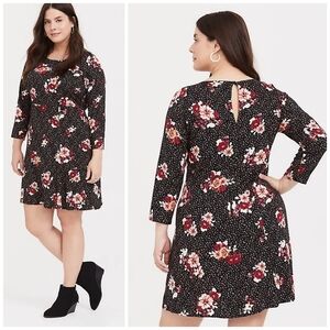 TORRID floral Challis shift dress size 1X